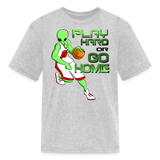 Alien Playing Basketball Game Kid’s T-Shirt - heather gray