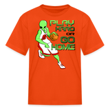 Alien Playing Basketball Game Kid’s T-Shirt - orange